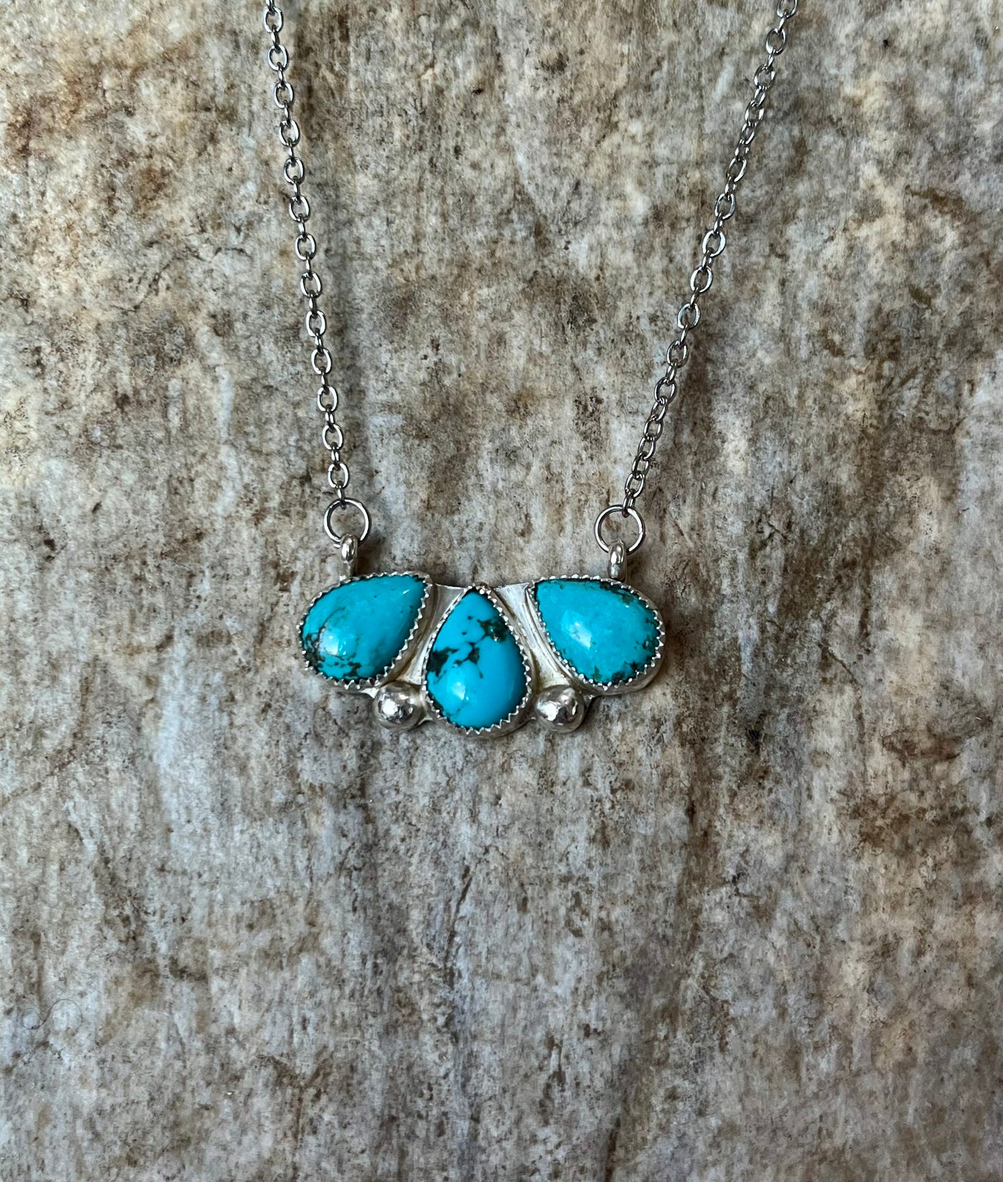 Three Stone Kingman Necklace