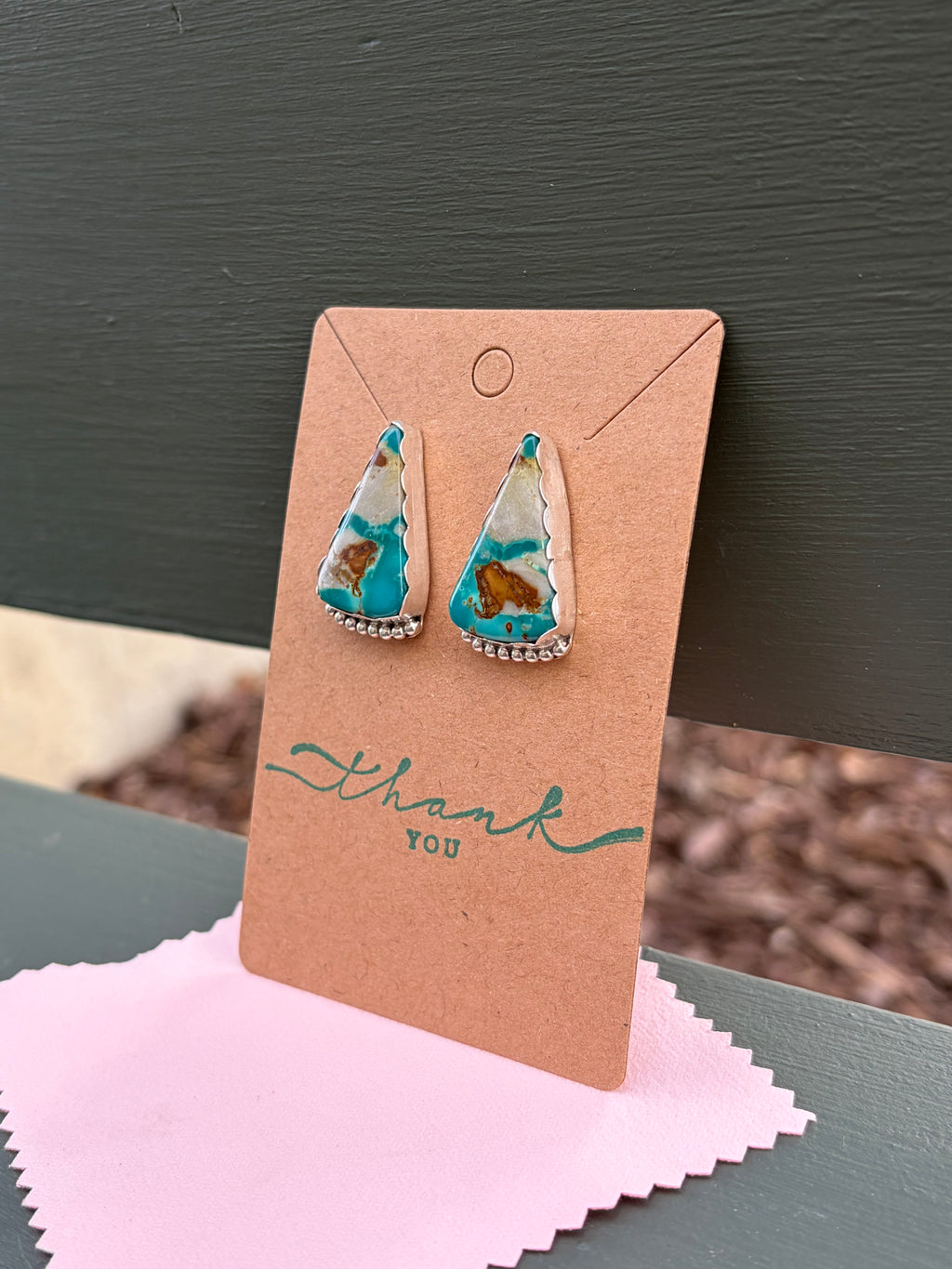 Fox ribbon stud earrings