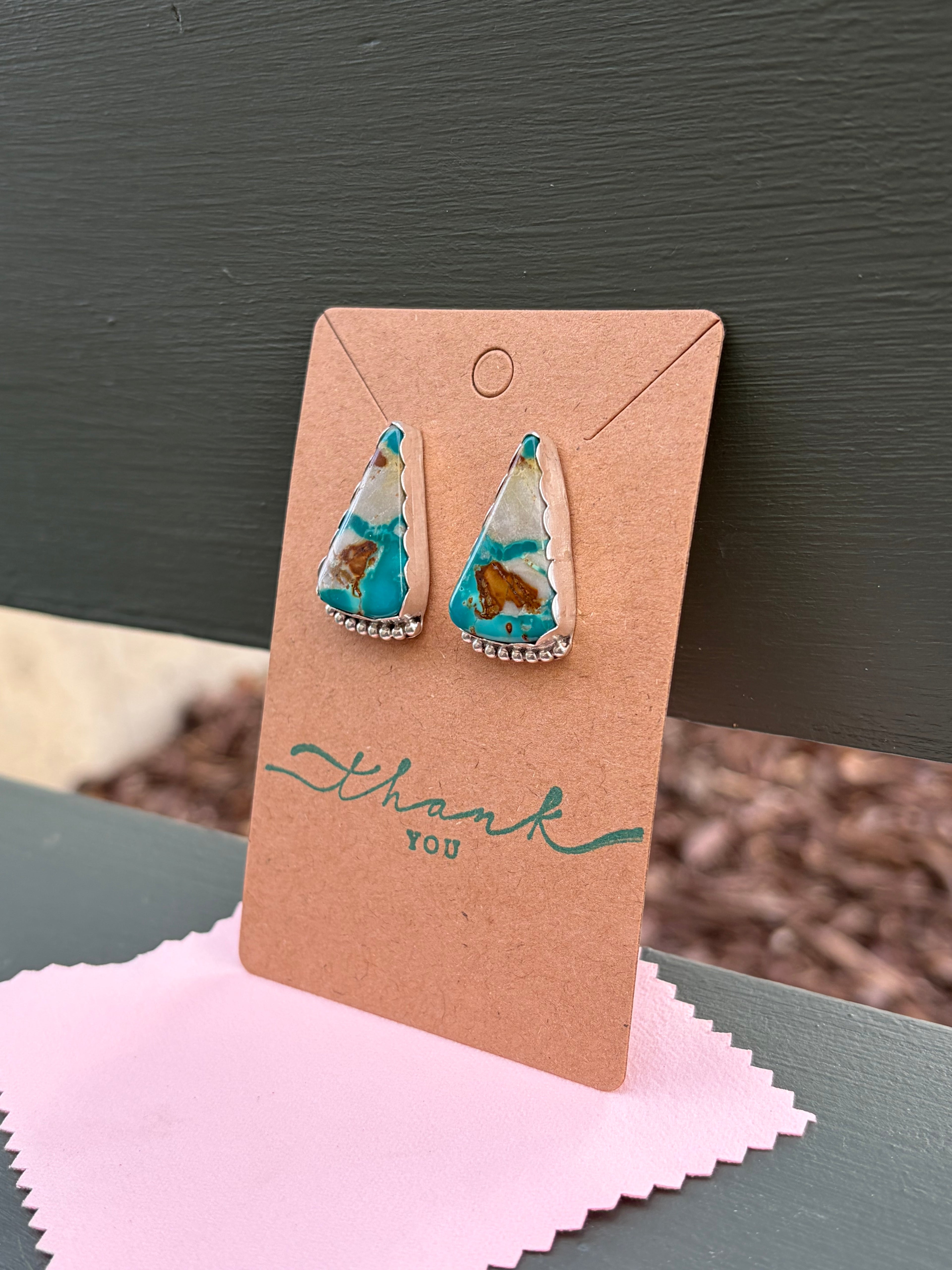 Fox ribbon stud earrings