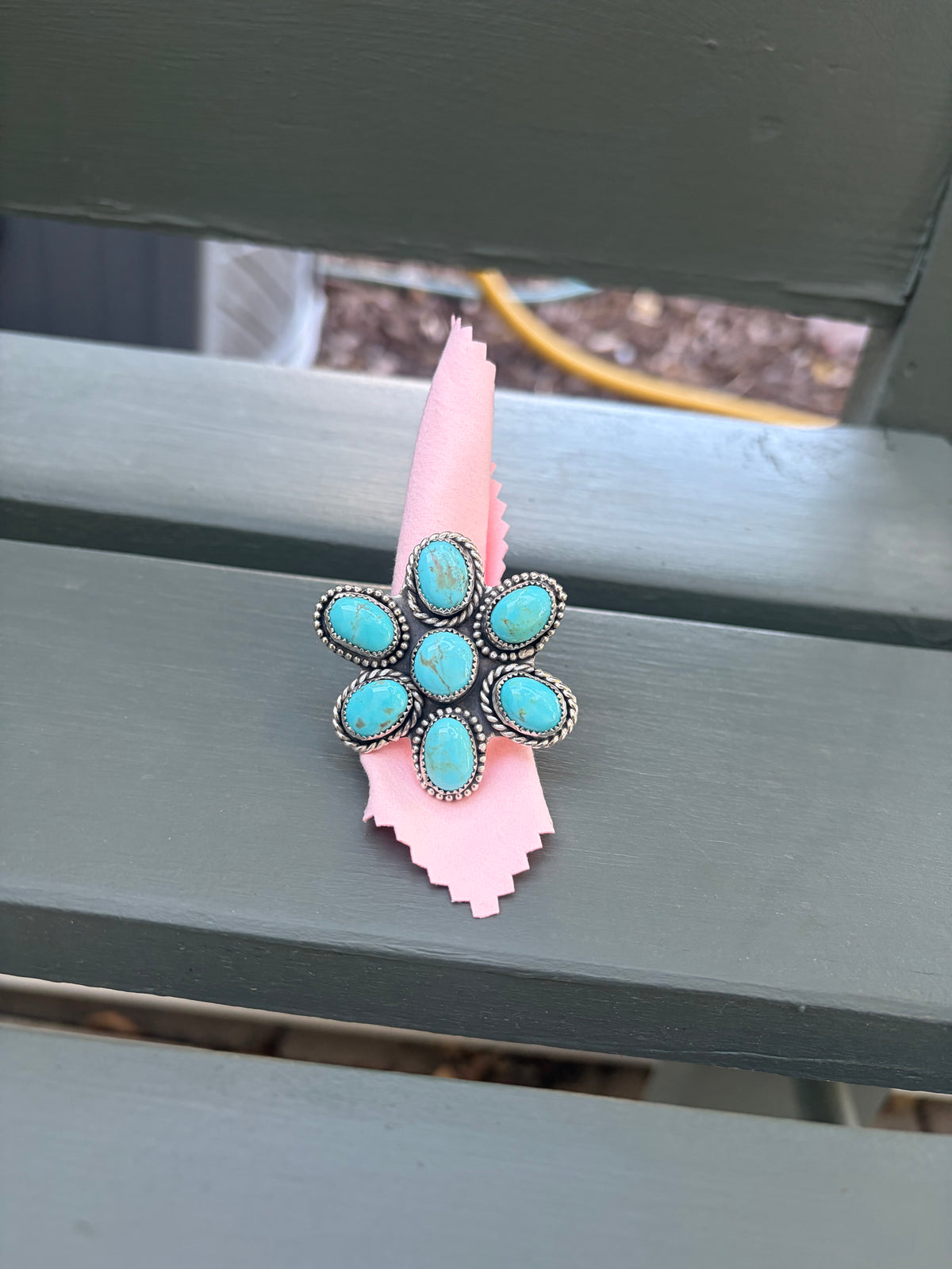 Sonoran cluster ring~adjustable