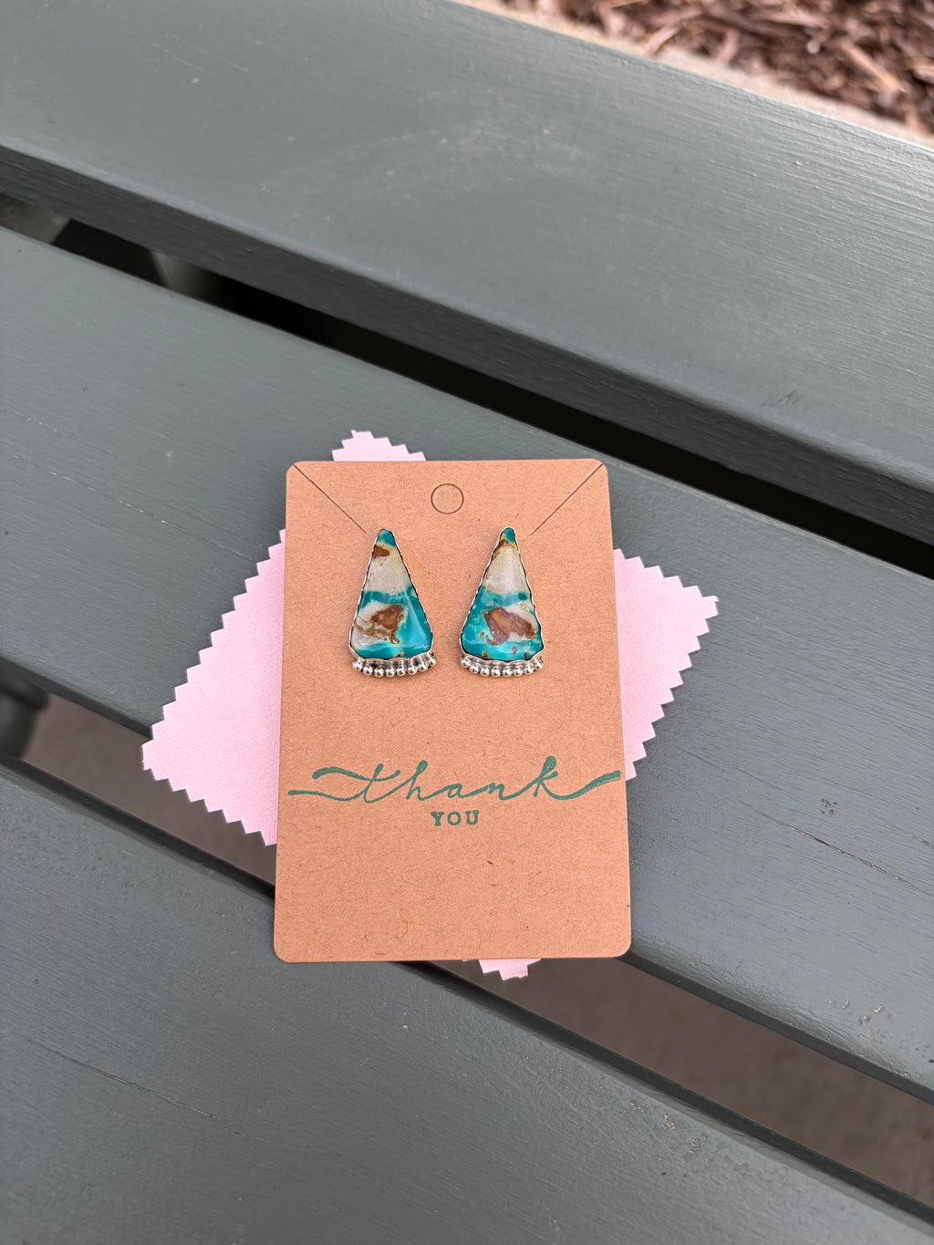 Fox ribbon stud earrings