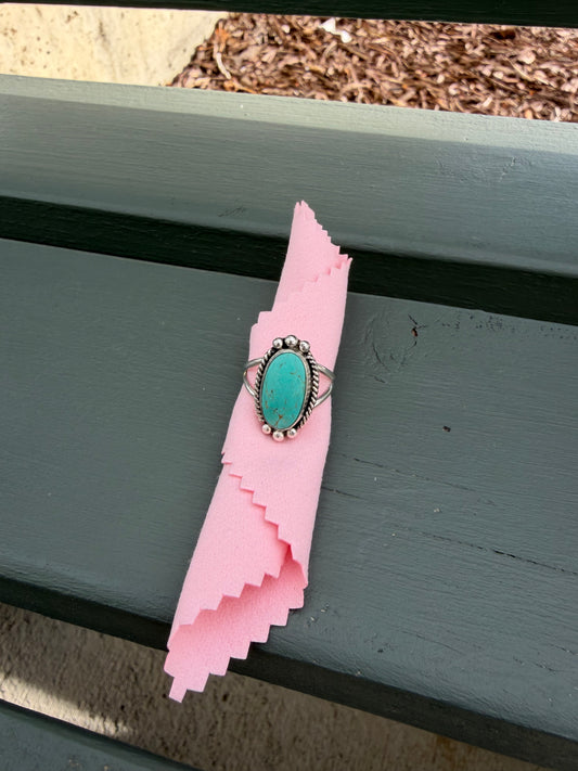 Pilot mountain ring ~ size 7.5