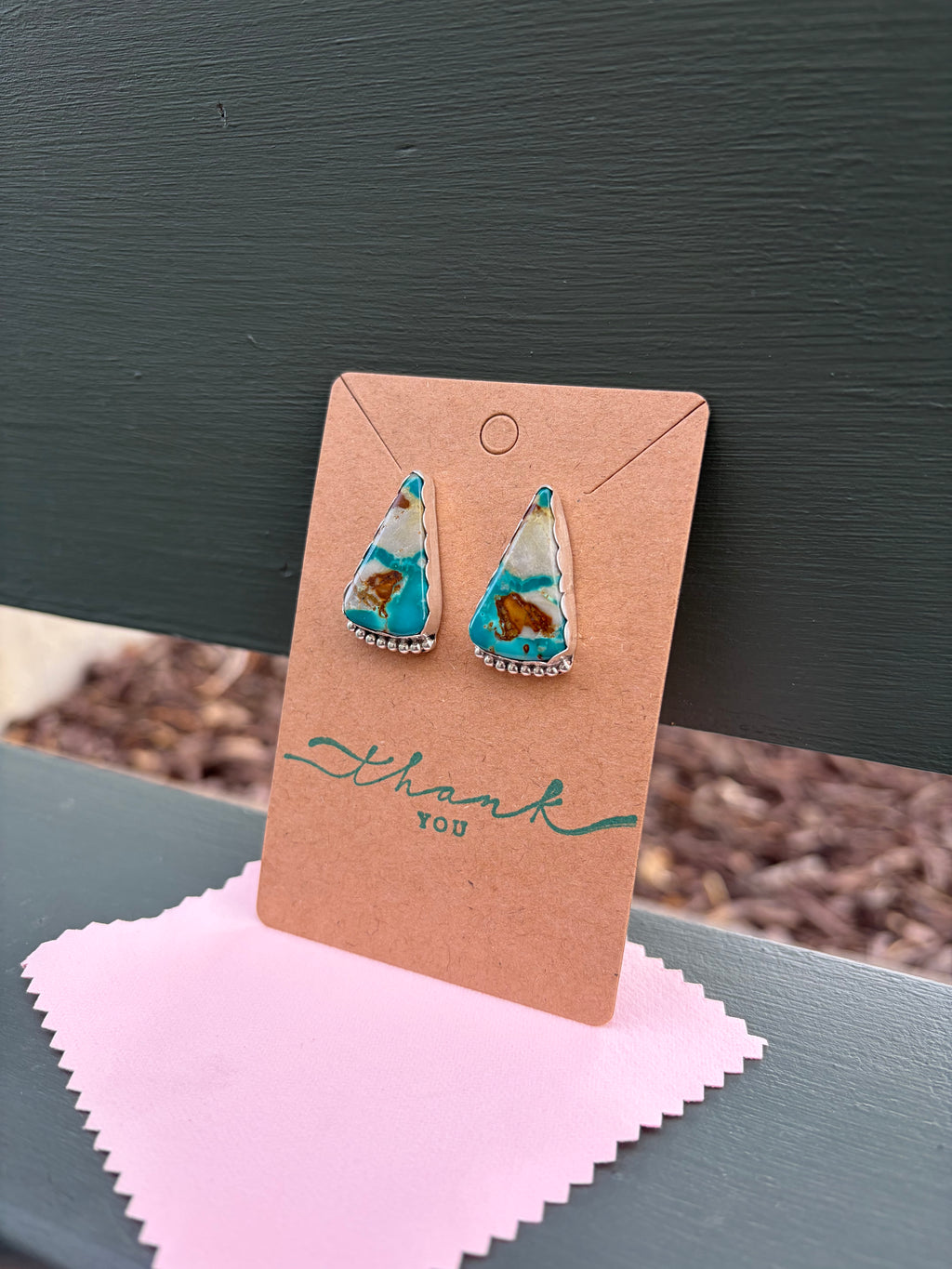 Fox ribbon stud earrings