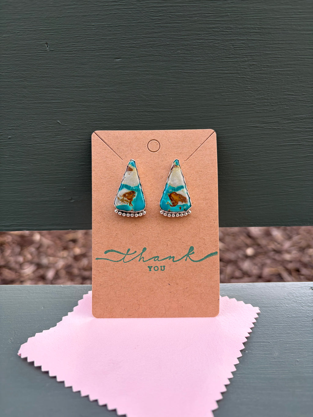 Fox ribbon stud earrings